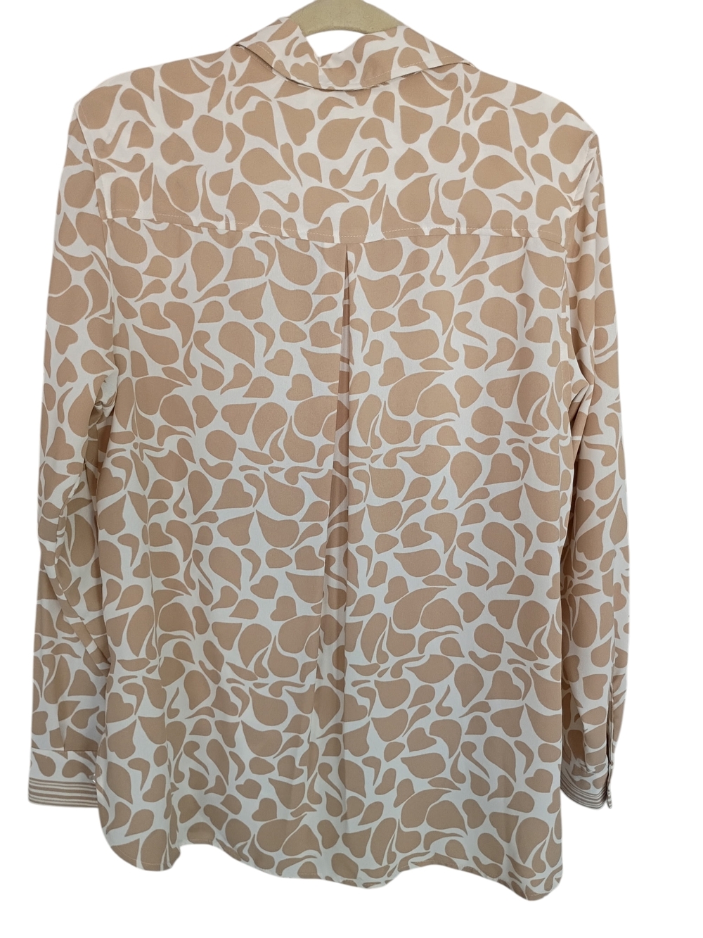 Max Studio Beige & Cream Leaf Like Print Button Down Blouse SZ L ❤️ - Picture 3 of 5